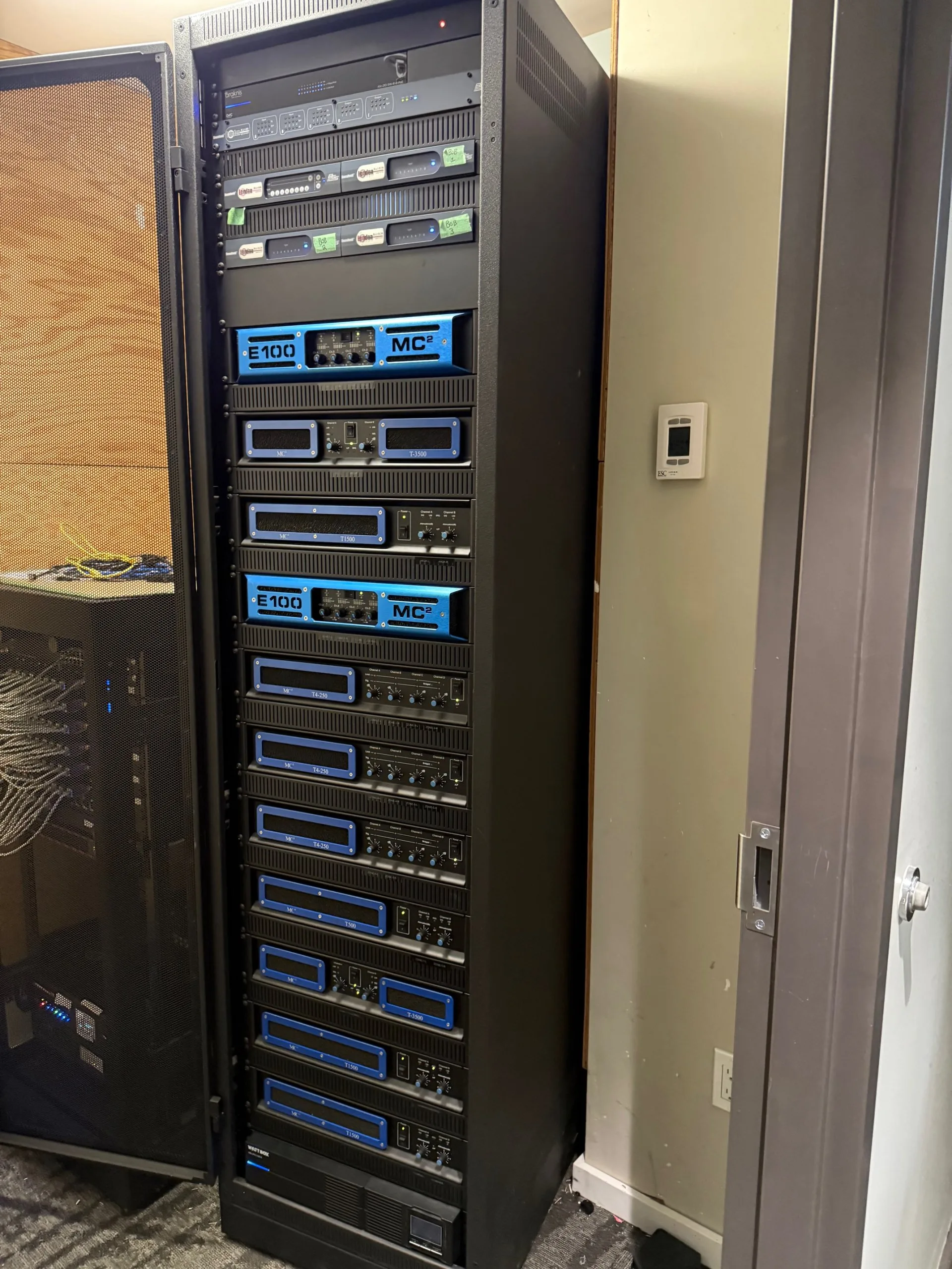 Mansion Nightclub dance floor installation